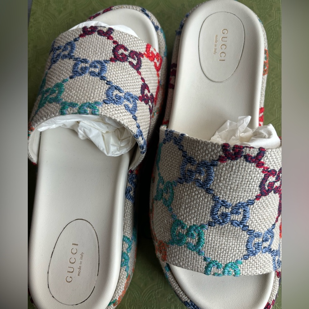 Gucci Platform slide sandals multi color